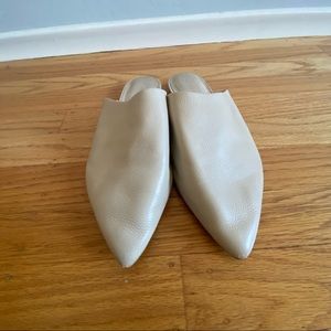 Grey City Martha Flat Mule, Ivory